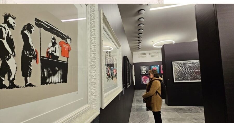 Warhol vs Banksy: la exposición que enfrenta a dos gigantes del arte pop y urbano