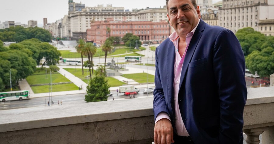 La Secretaría de Cultura volverá a tener stand en la Feria del Libro y busca terminar con la refacción del Palais de Glace