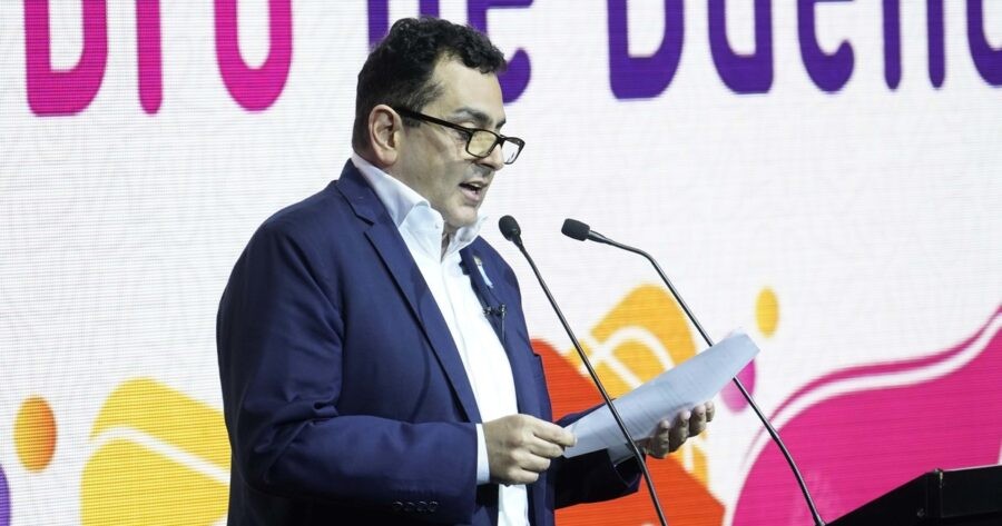 Entre abucheos, el secretario de Cultura volvió a la Feria del Libro: “La política partidaria no debe intervenir en la cultura”