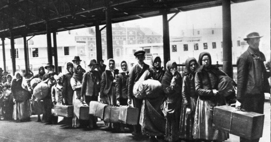 La memoria del exilio español en Latinoamérica sigue viva 50 años después de la dictadura