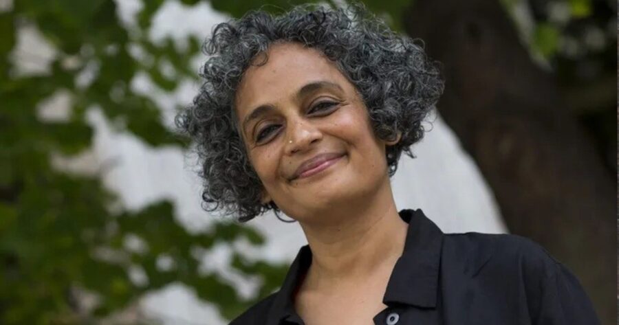 La escritora india Arundhati Roy no irá a la Berlinale por la postura del jurado sobre Gaza