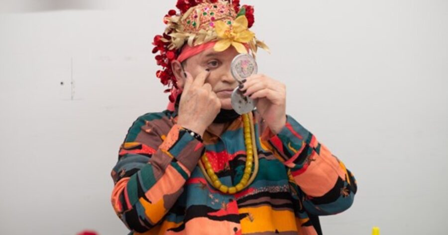 Fernando Noy, carnaval y poesía  contra la corriente